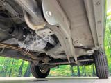お車を安心してお乗りいただく為には、足回りの定期点検が欠かせません。サービスサポート(有償保証)では無料点検もご提供しており、安心のカーライフをお過ごしいただけるサポート体制が整っています。