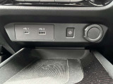 USB(A+C)