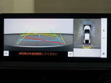 パノラミックビューモニター付きで、車両の周囲を確認することができるので安心できますね♪