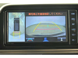 専用のカメラにより、上から見下ろしたような視点で360度クルマの周囲を確認することができます☆縦列駐車や幅寄せ時に活躍してくれます