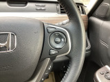 Hondaセンシングの機能のひとつ、アダプティブクルーズコントロール付!アクセルから足を離しても設定したスピードと前車との車間を保ち走行してくれます!車線維持もアシスト☆高速道路で疲労軽減ですね☆