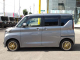 プライバシーガラス+フィルム装備車