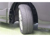 タイヤサイズ 205/55R16。