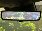 【デジタルインナーミラー】後席の大きな荷物や同乗者で後方が確認しづらい時でも安心!カメラが撮影した車両後方の映像をルームミラー内に表示。クリアな視界で状況の確認が可能です!