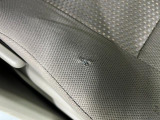 こげ穴あり。臭いは感じませんでしたが敏感な方は店頭にてご確認ください。
