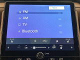 ブルートゥースに接続することにより、スマホに入ったお気に入りの音楽を車内で楽しむことができます♪あると本当に便利な機能になっています!