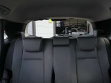 前席からのリアビューです。中古車でも気持ち良くお乗り頂けるように、仕上げ専門スタッフが内装をクリーニングして納車いたします!