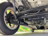お車を安心してお乗りいただく為には、足回りの定期点検が欠かせません。サービスサポート(有償保証)では無料点検もご提供しており、安心のカーライフをお過ごしいただけるサポート体制が整っています。