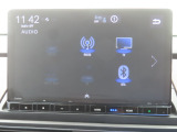 多彩なメディア再生。フルセグ、録音、DVD再生、Bluetooth対応です。