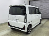 支払総額は展示車のある県の当月登録、店頭納車の場合の価格です。