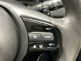 アクセルから足を離しても設定したスピードを保ち走行し、高速道路での疲労軽減に役立つクルーズコントロール付きです!