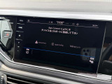 便利なスマホ連携機能( Apple CarPlayAndroid Auto対応)を搭載!お手持ちのスマートフォンを接続するだけで、大画面の純正モニターに使い慣れたスマホの地図アプリや音楽アプリが映し出