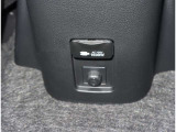AC100V/1500Wアクセサリーコンセント付き。アウトドアや非常時に家電を使用でき大変便利です!