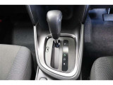 従来のATに比べ変速ショックの少ないCVT。シフトの操作はAT車と同じです。