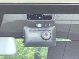 【ドライブレコーダー】ドライブレコーダー装備!走行中はもちろん、あおり運転や事故に遭遇した際、映像で記録し、万一のリスクに備えます。※記録用SDカードはお客様ご自身でご準備いただく必要があります。