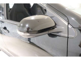 ■対向車からの視認性も良く安心してお乗りいただけるウィンカー付ドアミラー!