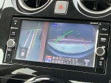 アラウンドビューモニターは車両の死角になりやすい左前のみを映し出すことが可能です。見えずらい場所をカメラで確認していただけるので、安全な駐車の手助けになります!