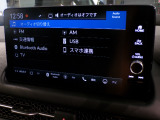 Bluetooth、AM、FM、スマートフォン接続ができます。