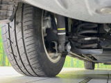 お車を安心してお乗りいただく為には、足回りの定期点検が欠かせません。サービスサポート(有償保証)では無料点検もご提供しており、安心のカーライフをお過ごしいただけるサポート体制が整っています。
