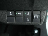 ◆障害物センサー◆車庫入れの時などに近くに障害物がある場合、障害物までの距離を音で知らせてくれます。