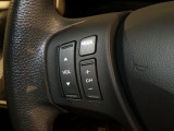 【ステアリングリモコン】ステアリングにオーディオ調節可能なスイッチが装備されていますので運転中でも視線をそらさずにオーディオの調節が可能です!