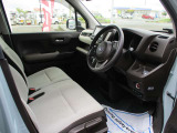 運転席側室内