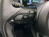 ステアリング左側のスイッチになります。オーディオの操作が手元でできますので運転の妨げにならないので安心して運転できます。