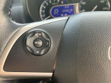 ステアリングスイッチ搭載!ハンドルひとつで手を離さなくても運転中視線をそらさなくても操作が出来て便利です