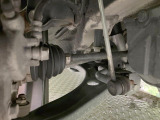 お車を安心してお乗りいただく為には、足回りの定期点検が欠かせません。サービスサポート(有償保証)では無料点検もご提供しており、安心のカーライフをお過ごしいただけるサポート体制が整っています。