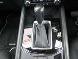 DCT、CVT、従来型のATなど、すべてのトランスミッションの利点を集約し、ロックアップ領域を大幅に拡大し伝達効率の向上とマニュアルトランスミッションのようなダイレクト感を実現した自社製ATです。