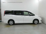 この度は、当社の展示車をご覧いただきまして、誠に有難うございます。自信をもってお勧めできる車となりますので、ごゆっくりご覧頂きたいと思います。