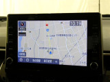 純正ナビを装備。タッチパネル式で使いやすく、お出かけもラクラクです。