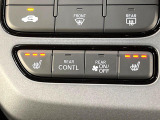 【シートヒーター】寒い日に重宝するシートヒーター!エアコンより早く温まってくれるので寒がりの人も安心ですね♪エアコンの温風は乾燥するから苦手、という方にもをおすすめです。