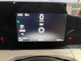 モニター式メータパネルです。回生モニター等様々な情報表示を変更できるデジタルスピードメーターとなっております。