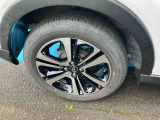 安全安心な走行のために、納車前には小さなクルマを知り尽くしたエキスパートが基本性能に関わる機能や状態を徹底的に点検しています。