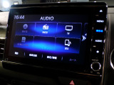 CD、DVD、Bluetooth、AM、FM、スマートフォン接続ができます。