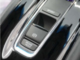 ◆オートブレーキホールド機能付き電子パーキングブレーキ◆ブレーキペダルを足から離しても停車状態を保ちます。アクセルを踏めば自動でブレーキが解除され、発進可能!