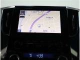 ディスプレイオーディオ9インチナビ装備!インパネ中央部のディスプレイに、オーディオ機能とスマホ連携機能を搭載!