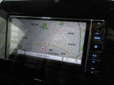車両入庫時には、お客様より詳しくお話をお伺いさせて頂き、プロの査定士3名が「修復歴の有無」「不具合箇所の確認」等のチェックを行っておりますので、より安心してお乗り頂けるお車となります。