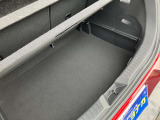 トランク下にもスペースがあります!