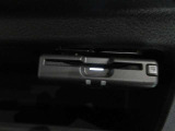 ETC 車載機です ビルトインタイプで高速道路の必需品ですETC搭載車両しか通過できないマス-トICも利用できます