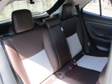 ゆとりある広々とした車内空間は、ドライブを始め買い物やレジャーなど、幅広く活躍します。一人でもみんなとでもお出かけを楽しみましょう!