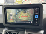 パノラマモニター対応純正ナビ装着用アップグレードパックは車両の前後左右に搭載した4つのカメラにより、クルマを真上から見ているような映像を表示。運転席から確認しにくい車両周囲の状況を把握できます。