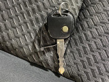 【キーレス】ボタンひとつでドアの開閉が可能で便利です!