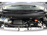 Hondaの技術が詰まったエンジンルーム☆☆☆エンジンルーム室内ともにルームクリーニング済みで清潔です◎快適なドライブをお楽しみください♪♪