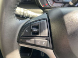 ■ステアリングスイッチ■ハンドル手元でオーディオの操作が簡単に出来ます。運転中でもナビまで手を伸ばさずに操作が出来て安心です。