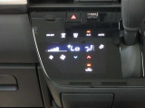 オートエアコンで快適温度を自動で保ってくれます!タッチパネルでネイルつけてても操作しやすいです