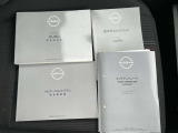 取扱説明書・整備手帳付いてます。