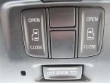 両側電動スライドドア。運転席から開閉できます。