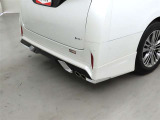 モデリスタ製リヤスカートとマフラーを装着しております。